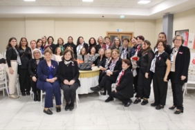 CHP kadın 2